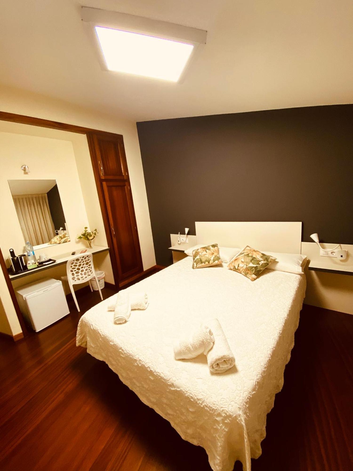 Hotel Vendaval Santa Marta de Ortigueira Zewnętrze zdjęcie